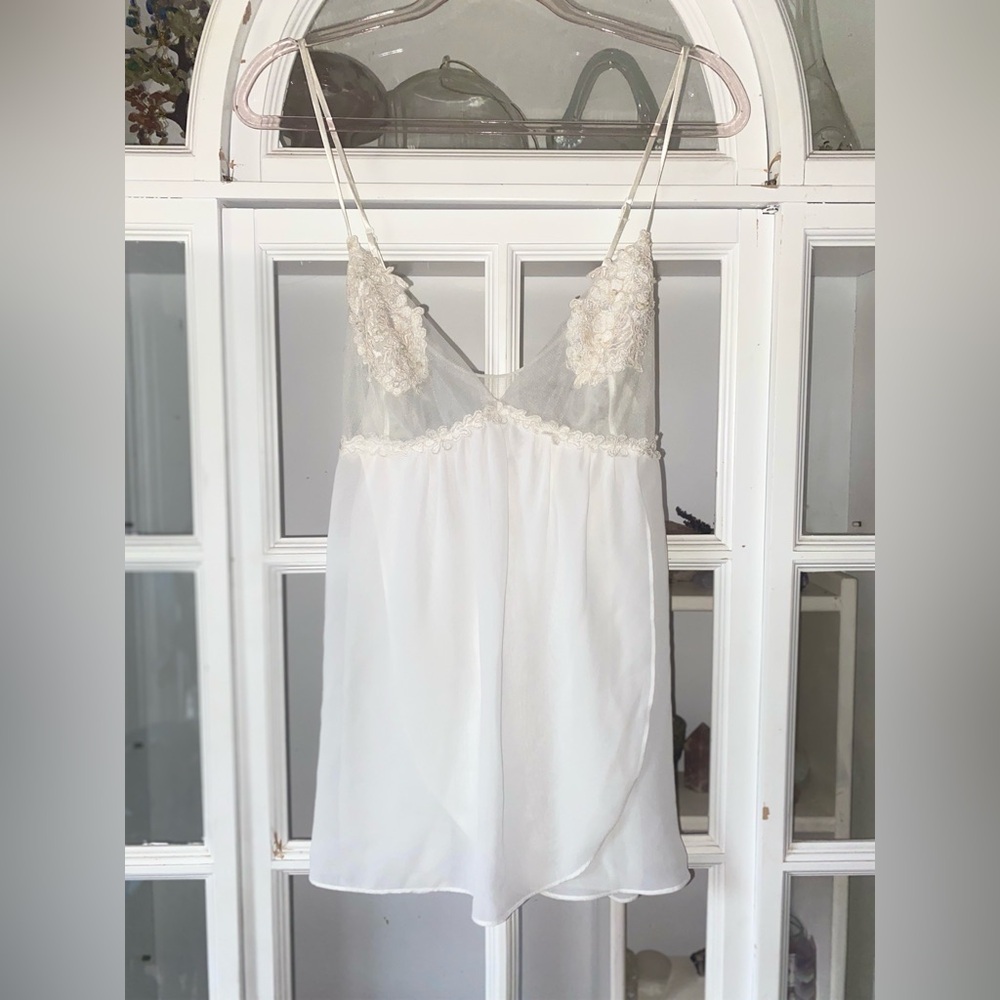 Frederick’s of Hollywood White Slip